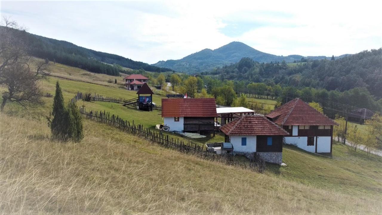 Etno Village Gostoljublje Kosjeric Kültér fotó