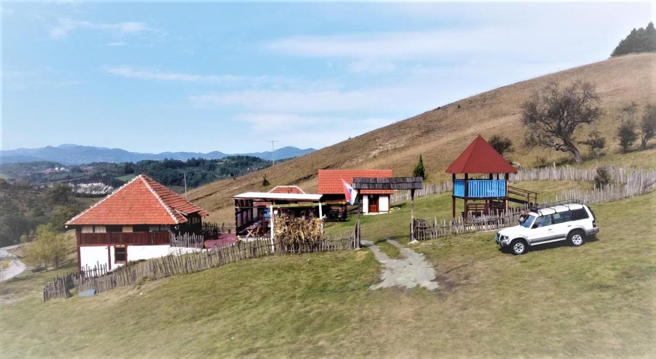Etno Village Gostoljublje Kosjeric Kültér fotó
