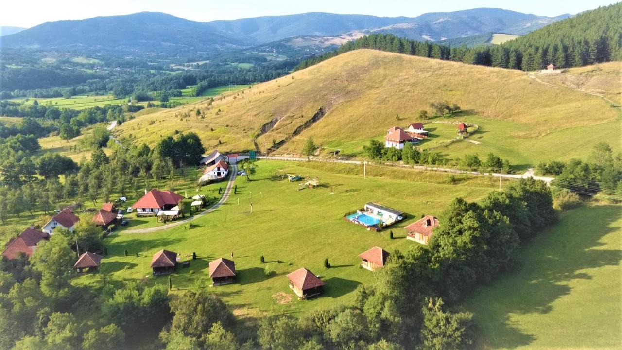 Etno Village Gostoljublje Kosjeric Kültér fotó