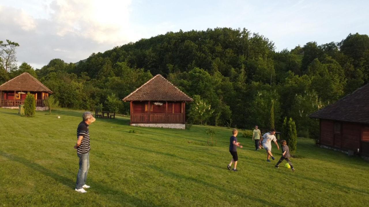 Etno Village Gostoljublje Kosjeric Kültér fotó