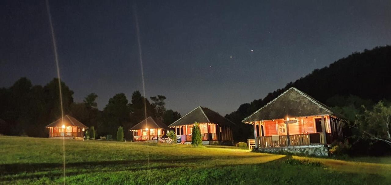 Etno Village Gostoljublje Kosjeric Kültér fotó