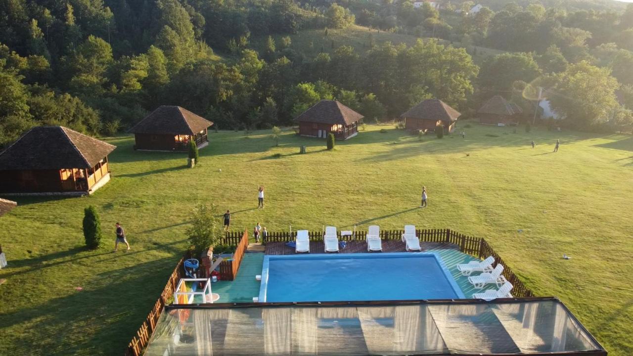 Etno Village Gostoljublje Kosjeric Kültér fotó