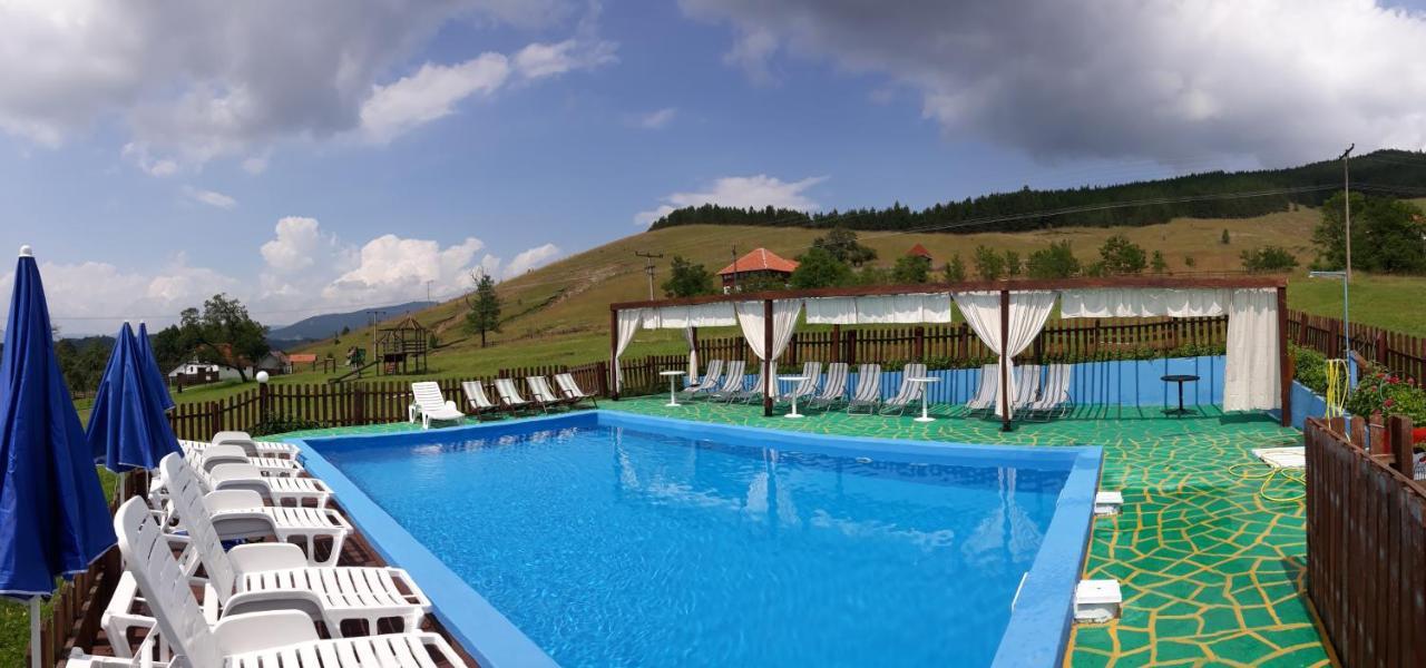 Etno Village Gostoljublje Kosjeric Kültér fotó